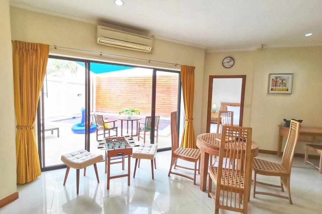 Anb Poolvilla 3Br Walk Private Beach In Pratamnak Pattaya Eksteriør bilde