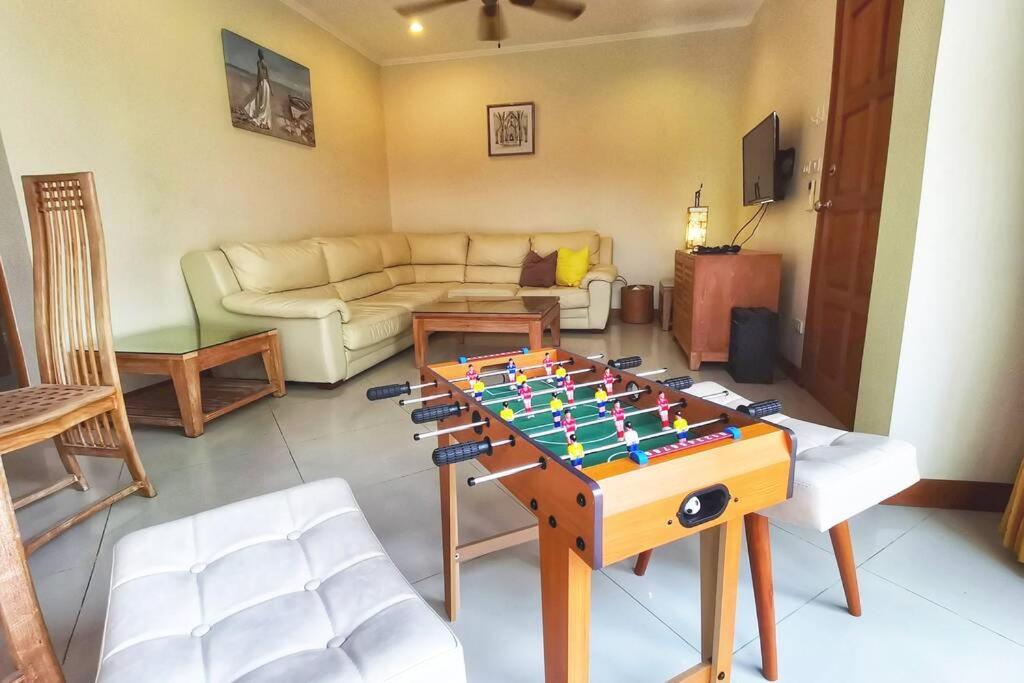 Anb Poolvilla 3Br Walk Private Beach In Pratamnak Pattaya Eksteriør bilde